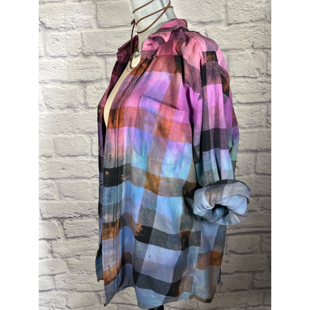 Reworked/Upcycled flannel shirt - Picture 4 of 7